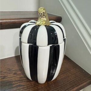TEN STRAWBERRY STREET 
CERAMIC BLACK WHITE STRIPED HALLOWEEN PUMPKINS
